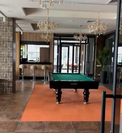 Emerald Paradise Apartment